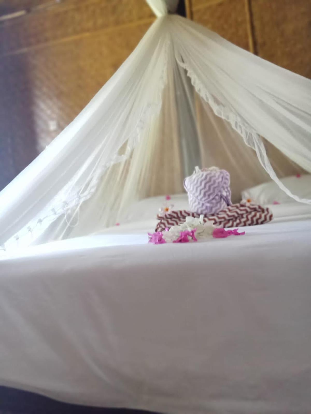 Mahkota Atia Bungallow Praya Kültér fotó